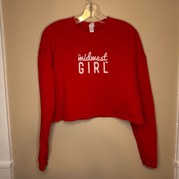 The Midwest Girl Juniors Long Sleeve Cropped Sweatshirt Size Medium Red - Picture 1 of 5